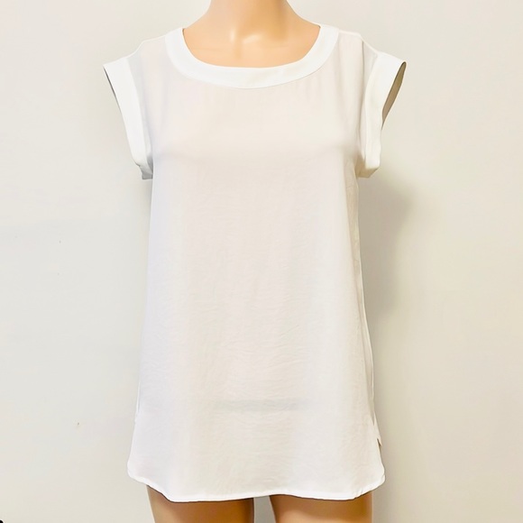 J. Crew Tops - J. Crew OffWhite around Neck Short Sleeve Top (0)
